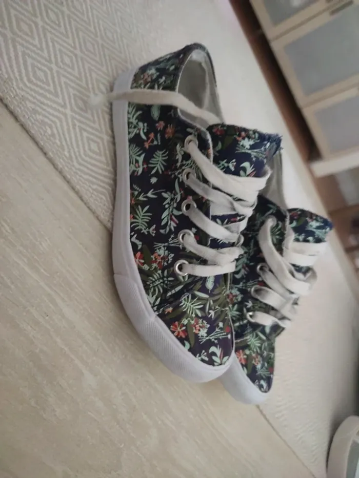 Basket en toile fleurie Gémo 34 - photo numéro 2