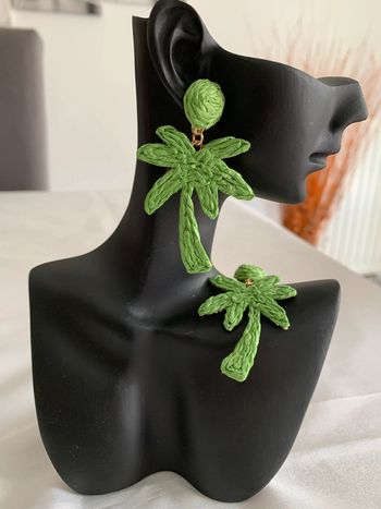 Boucles d’oreilles pendantes originales palmier vert