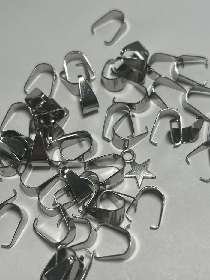 A786, lot bélières argentées en vrac - photo numéro 2