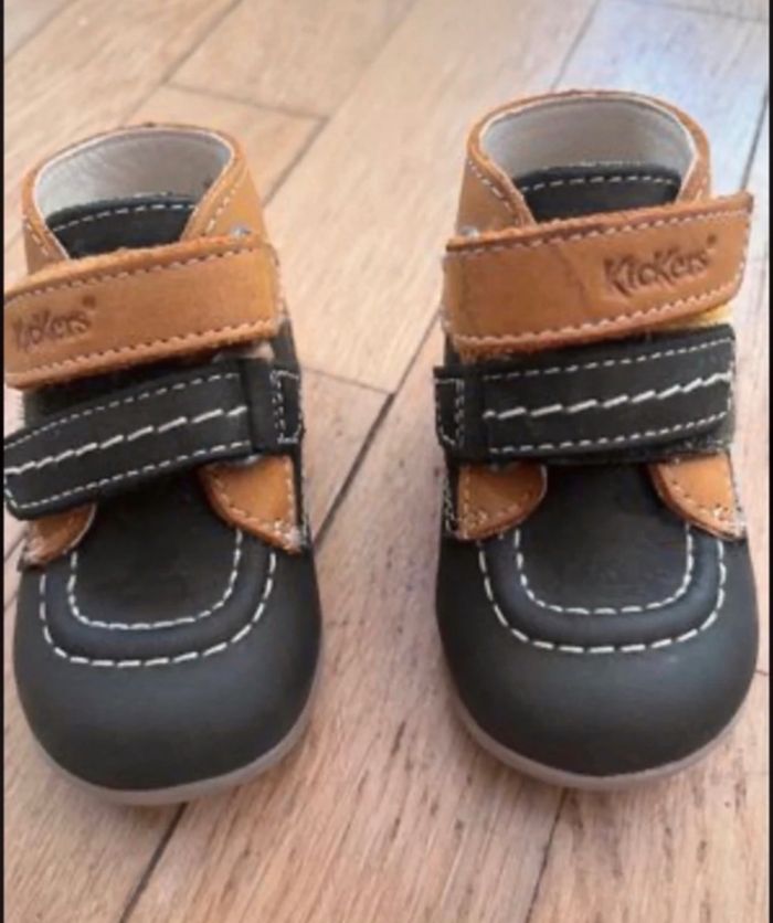 Paire Kickers taille 18 - photo numéro 5