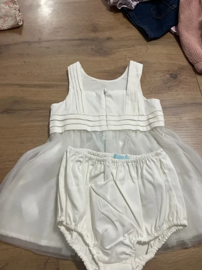 Robe cérémonie obaibi neuve 9 mois - photo numéro 3