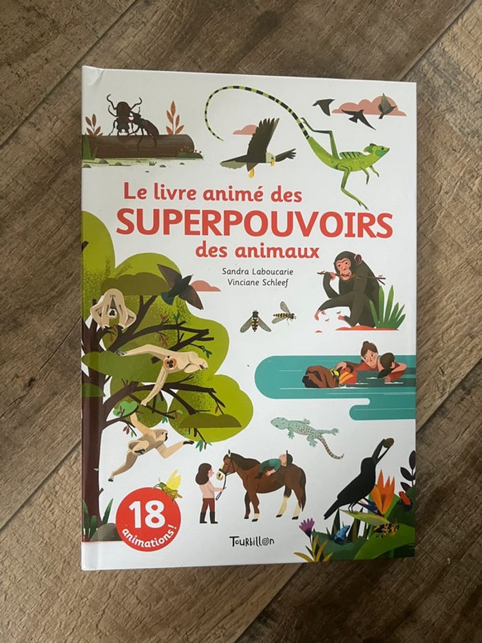 Le livre animé des super pouvoirs des animaux