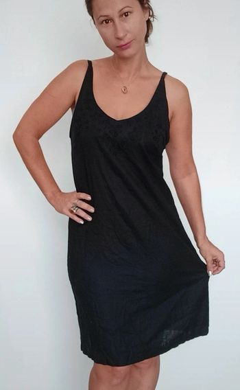 Robe en lin brodée féminine