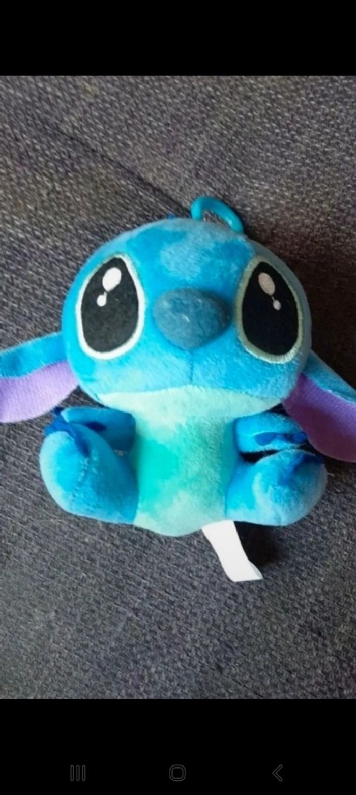 Porte-clés disney stitch