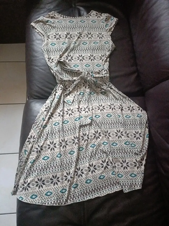 Robe 38 in extenso été - photo numéro 3