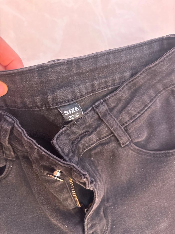 Jean taille 36 - photo numéro 2
