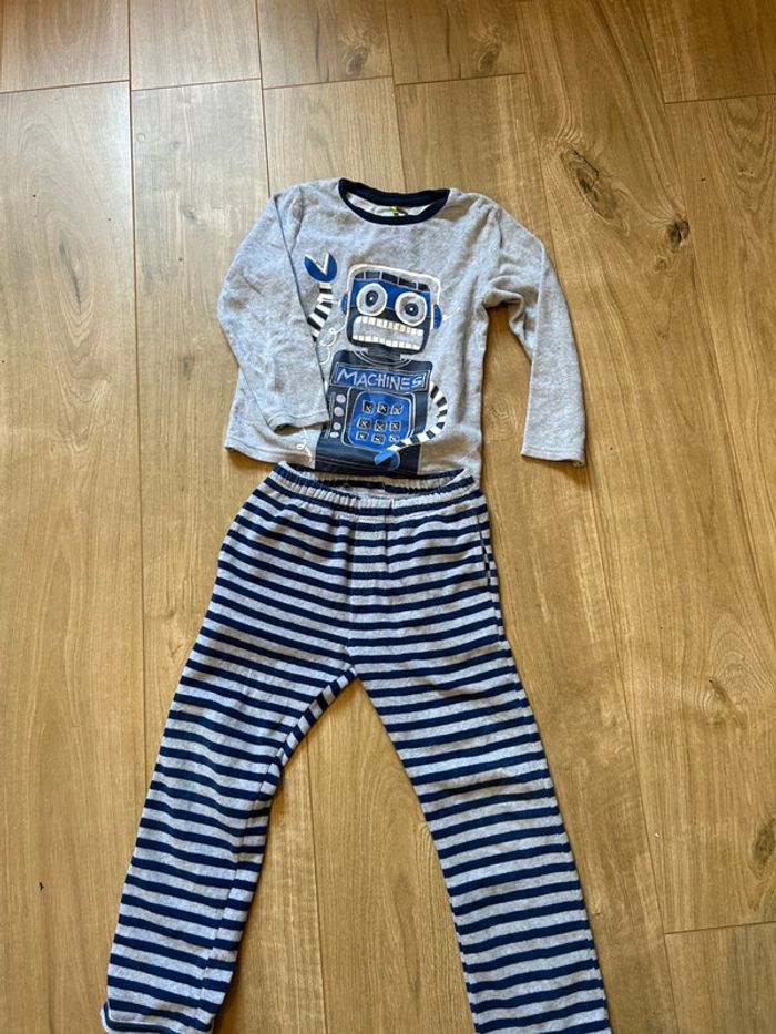 Pyjama robot