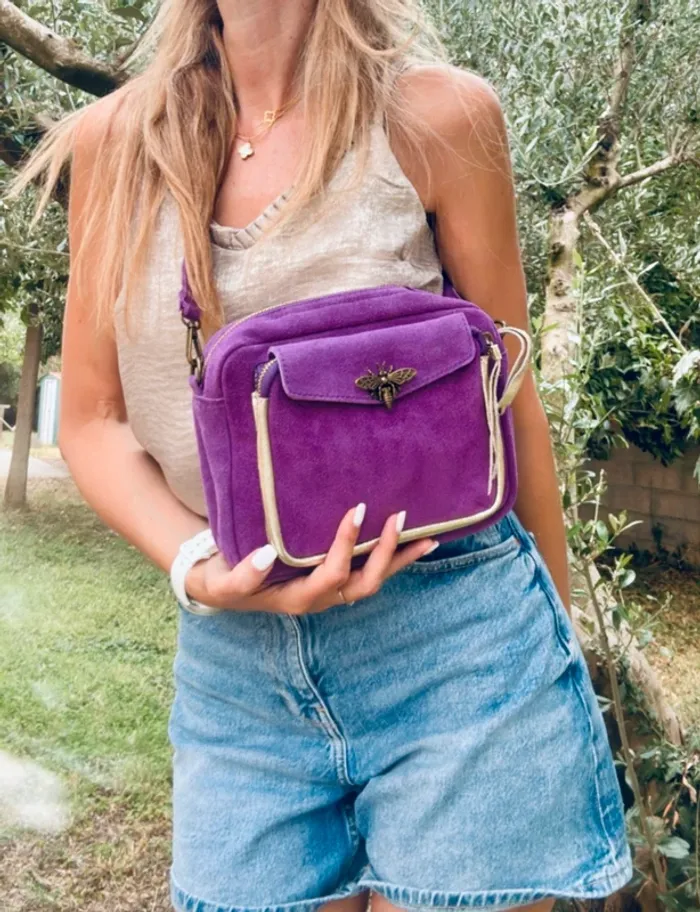 Sac bandoulière cuir violet avec fermeture abeille - photo numéro 8