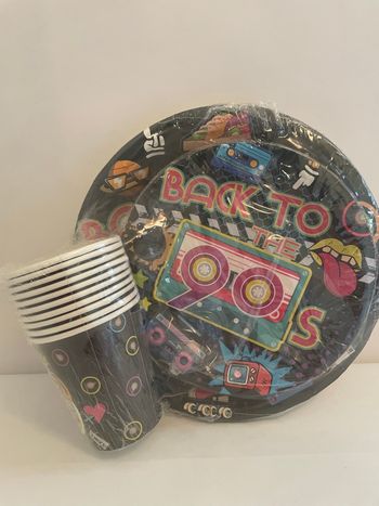 Décoration anniversaire retro back to 90