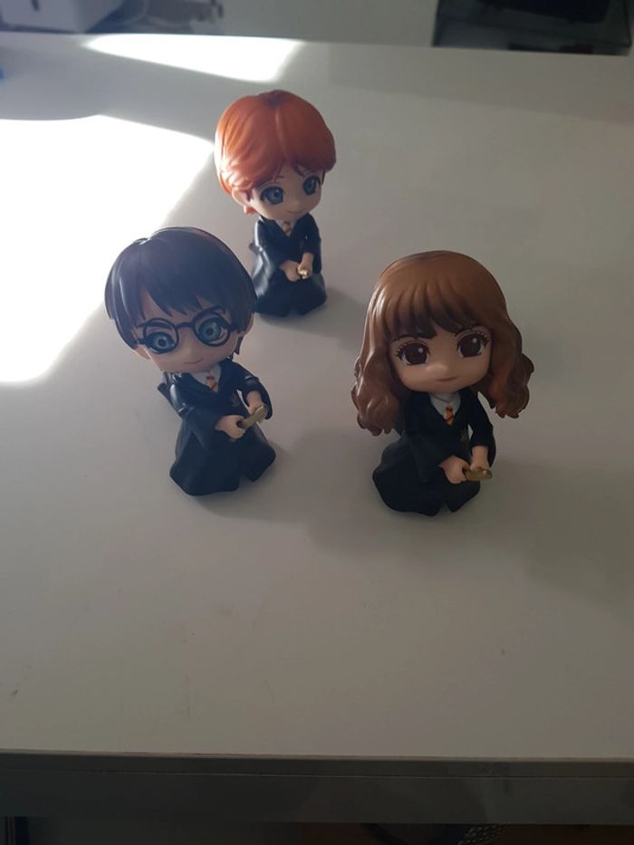 Lot 3 figurines Harry Potter sur leurs balais