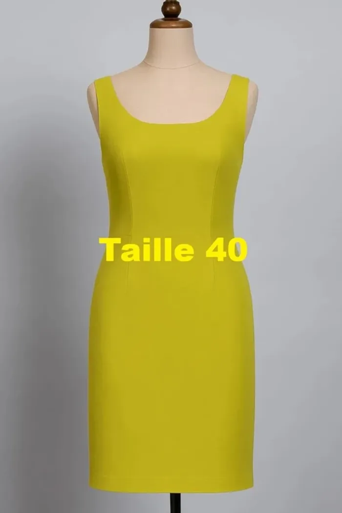 Robe vert anis Antonelle Taille 40