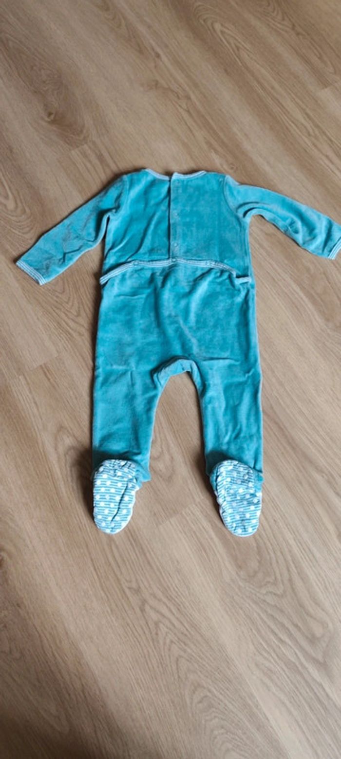 Pyjama velours 18 mois - photo numéro 2