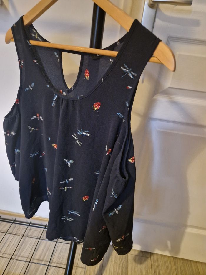 Top épaule dénudé - photo numéro 2