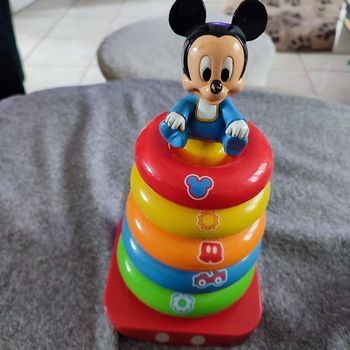 Pyramide d'anneaux Mickey Disney 