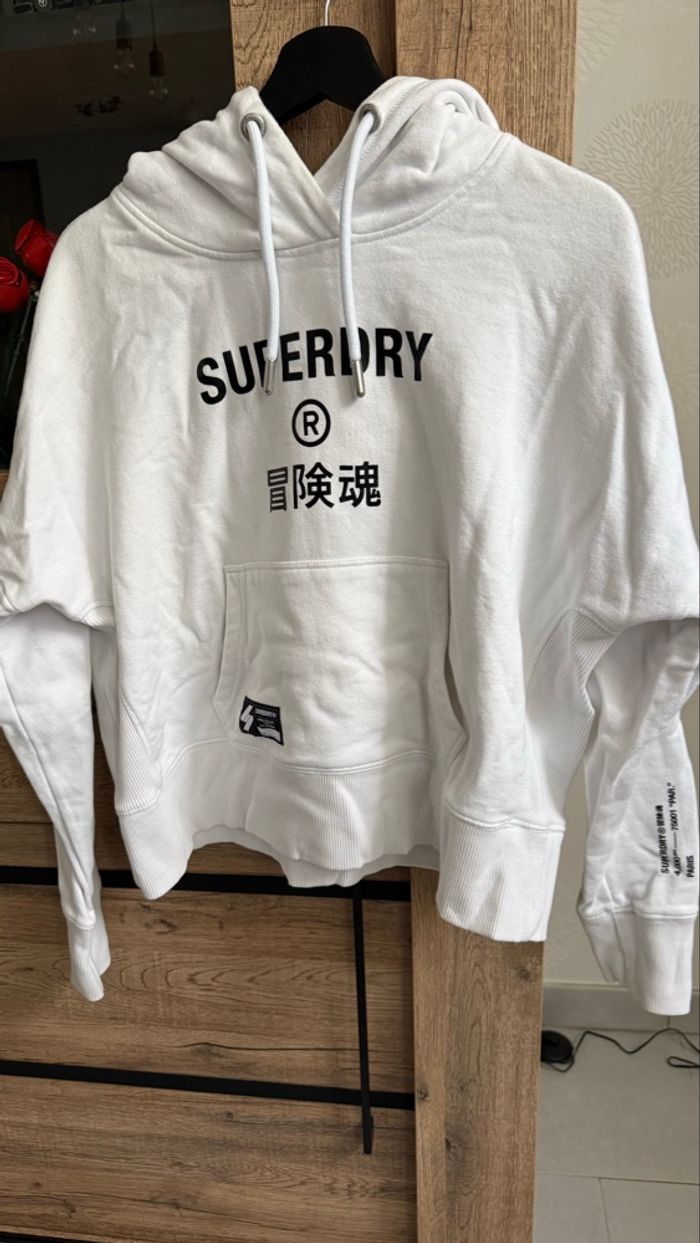 Sweat à capuche Superdry