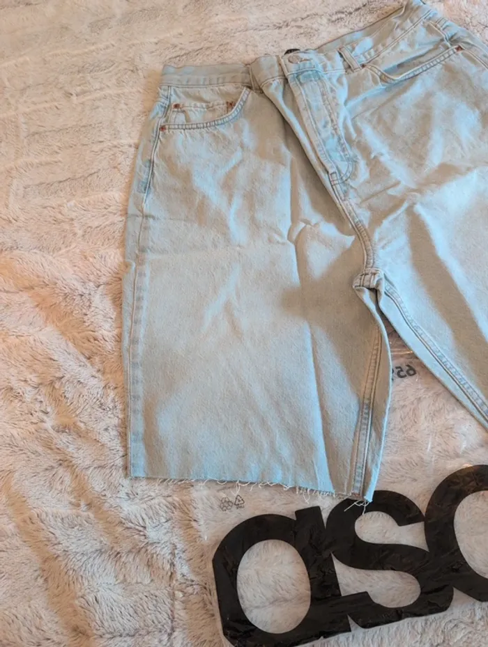 Short Asos. Neuf. Taille 48. EU 46. UK 18 - photo numéro 2