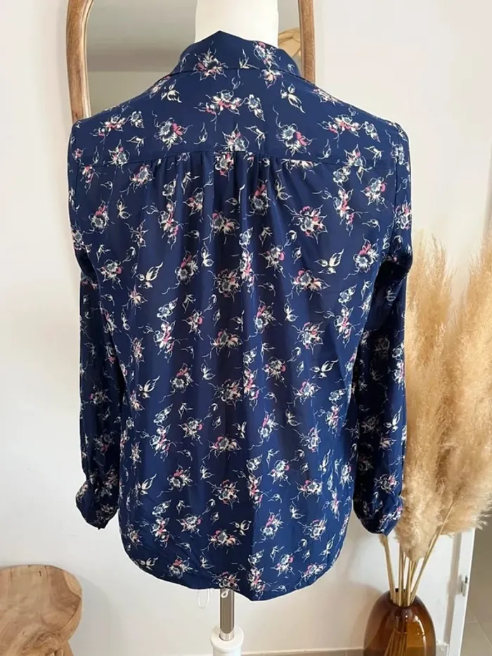 Blouse fleurie bleue marine vintage japonaise - photo numéro 5