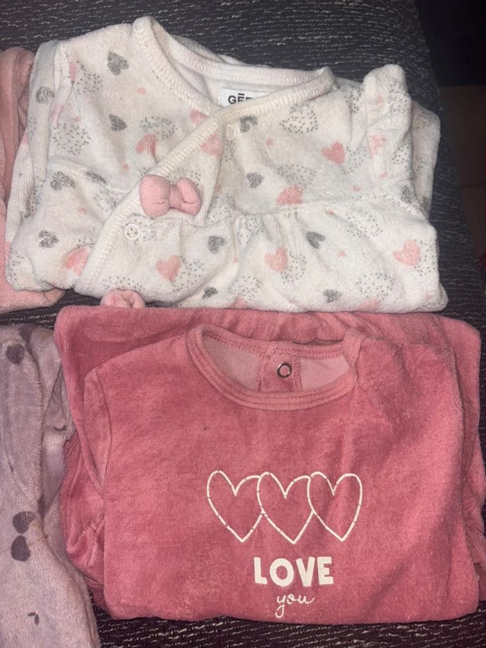Lot de 4 pyjamas - photo numéro 3