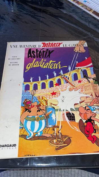Bande dessinée Astérix gladiateur