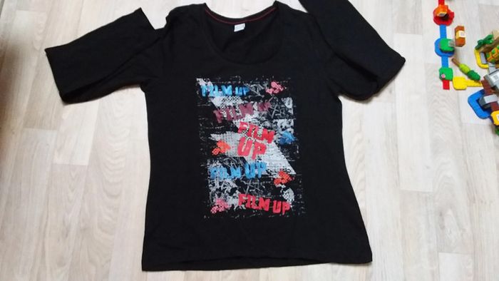 Haut noir en excellent état