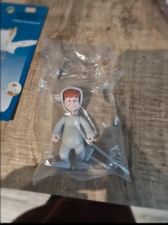 Figurine radeau garçon perdu peter pan famosa - photo numéro 5