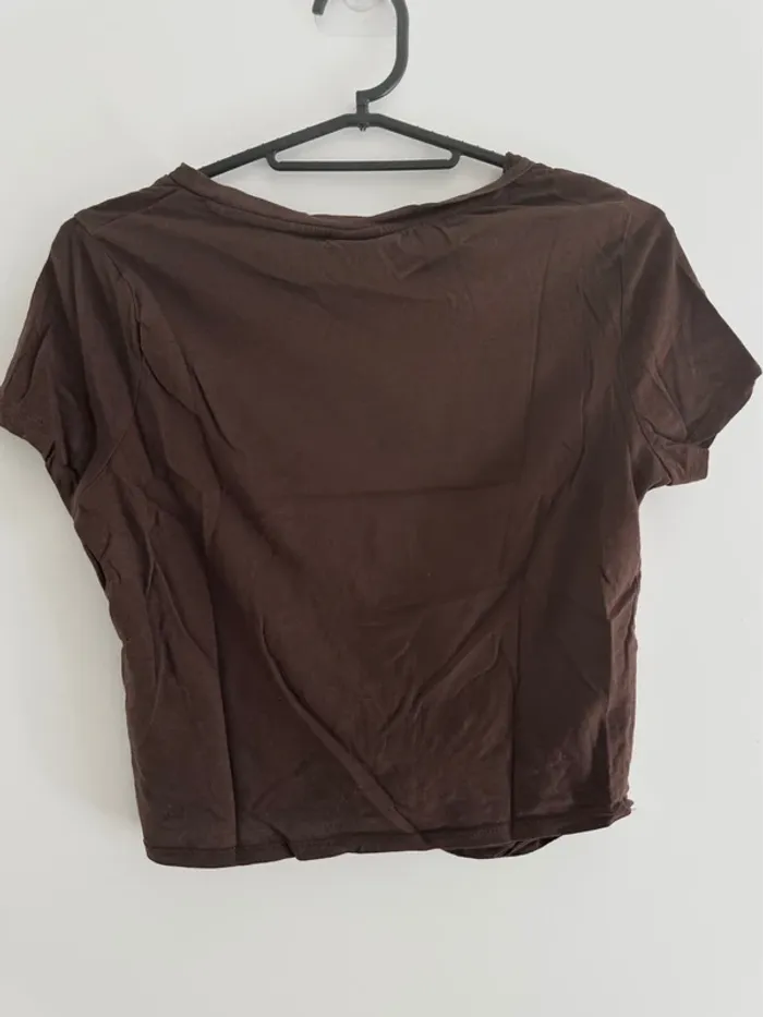 T shirt marron - photo numéro 2