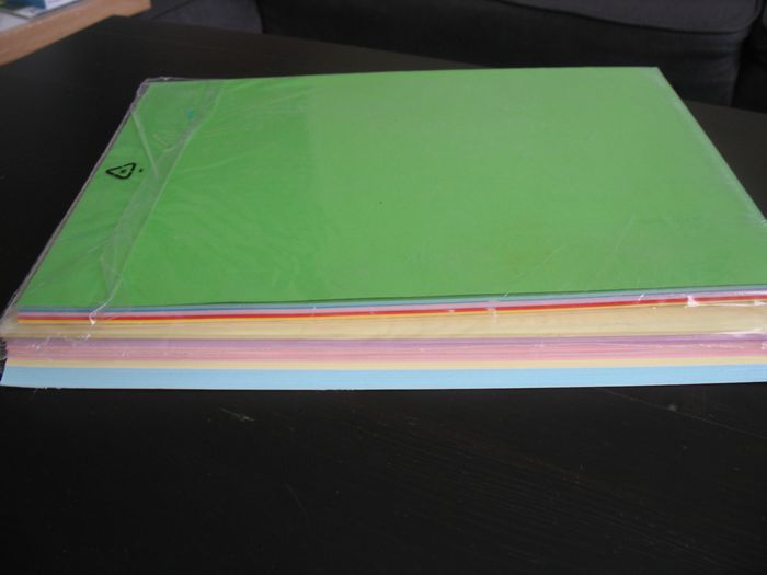 LOT DE 213 FEUILLES A4 - DIVERSES COULEURS - 80 GR - n°34 - photo numéro 3