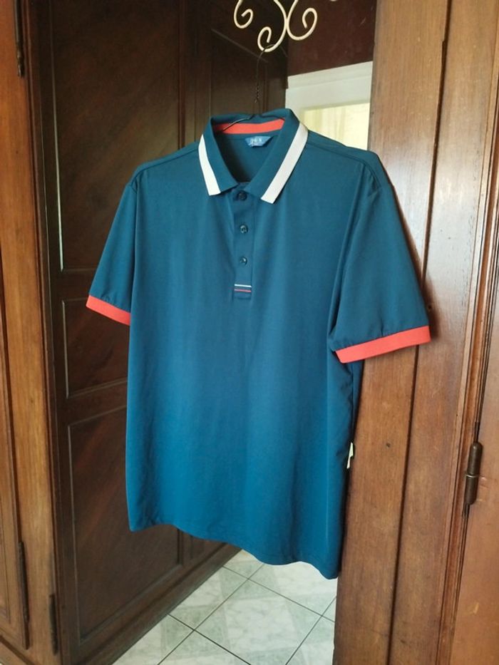 Polo t-shirt vert foncé unisexe origine Corée L/40 - photo numéro 4