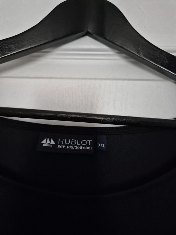 Robe noire Hublot taille XXL neuve - photo numéro 2