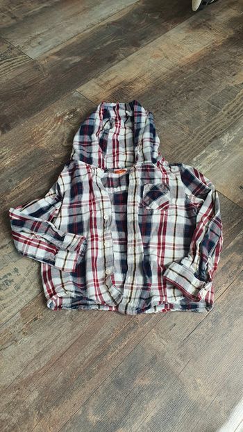 Chemise tao 3 ans en très bon état