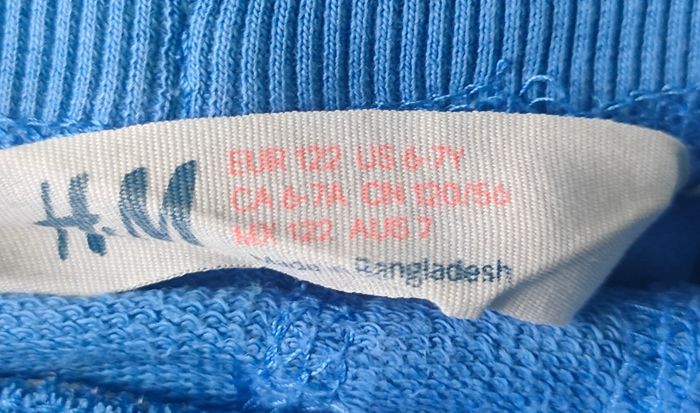 Short H&M taille 7 ans - photo numéro 2