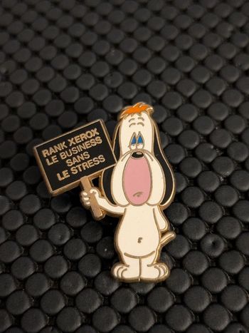 Pin's Droopy Rank Xerox qualité