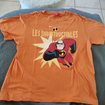 Tee-shirt 8 ans les Indestructibles Disney