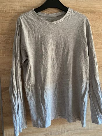 Tshirt manche longue 10-11 ans