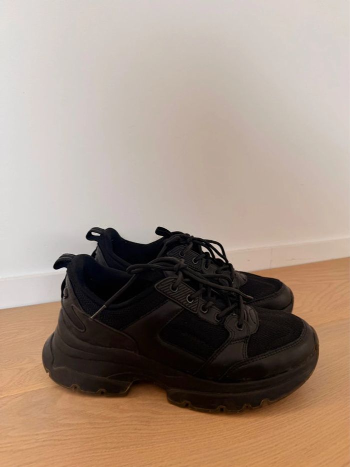Basket Zara chaussures zapatillas sport shoes tennis Schoenen Scarpe zapatos sapatos Esporte noir - photo numéro 3
