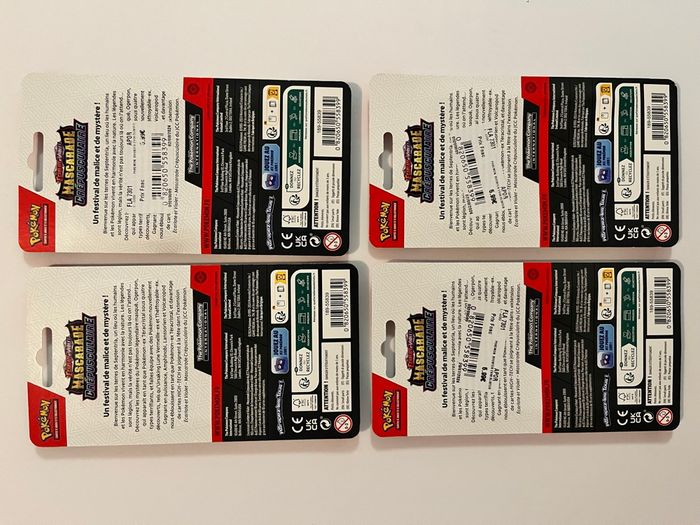 Lot 4 boosters mascarade crépusculaire Pokémon - photo numéro 2