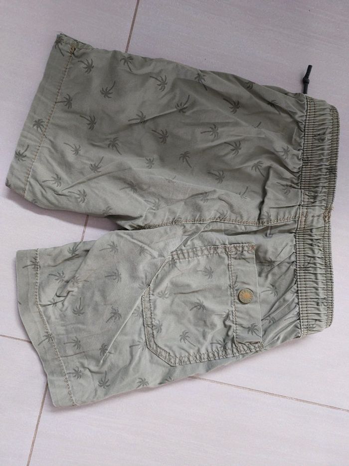Lot de 4 shorts Kiabi taille 4 ans - photo numéro 4