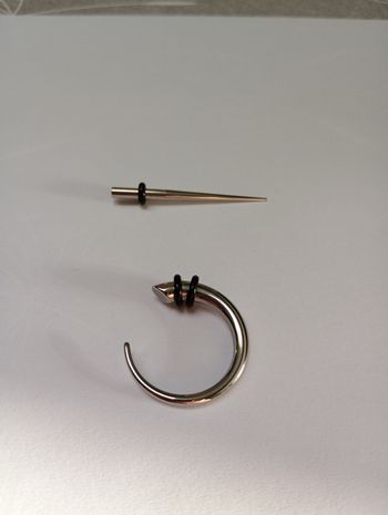 Écarteurs acier chirurgical