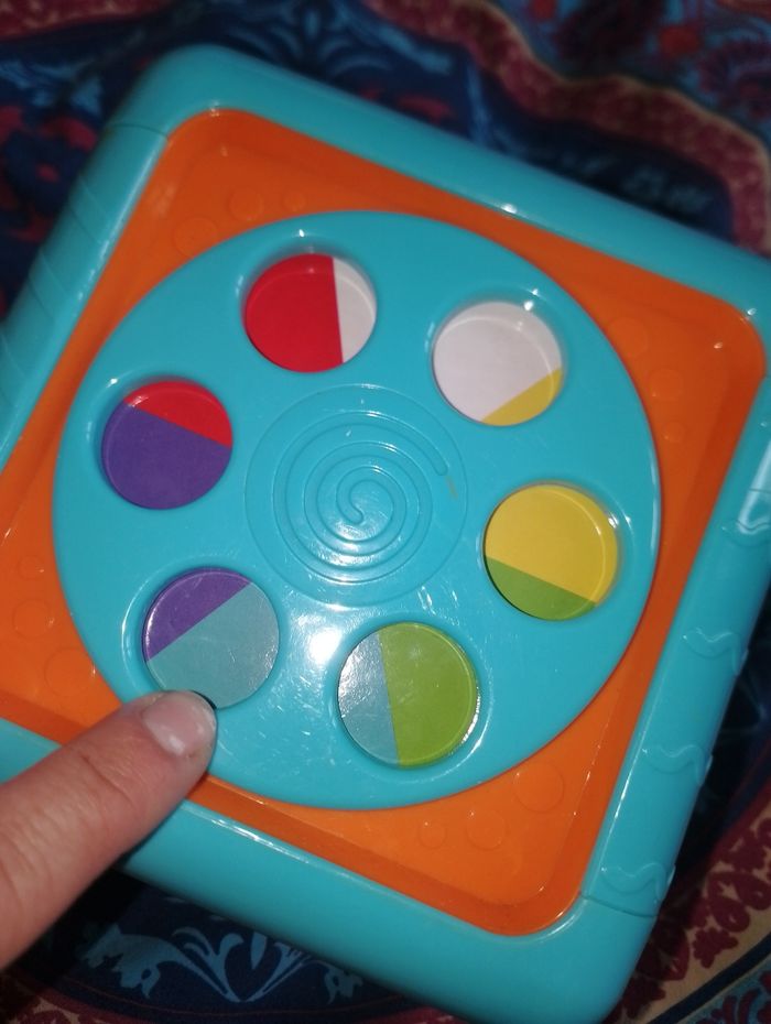 Cube multi activitées 1er âge dès 6 mois - photo numéro 8