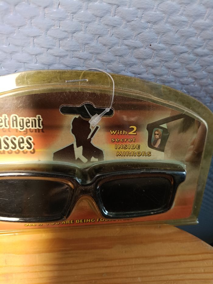 Lunettes espion neuves - photo numéro 3