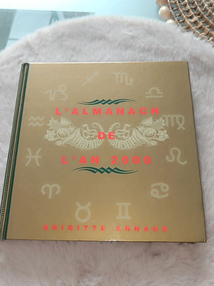 L'Almanach de l'an 2000-Livre🌟