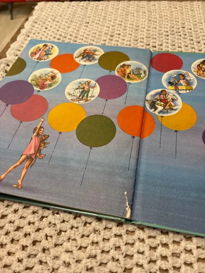 🛑livre Martine et les 4 saisons🛑 - photo numéro 2