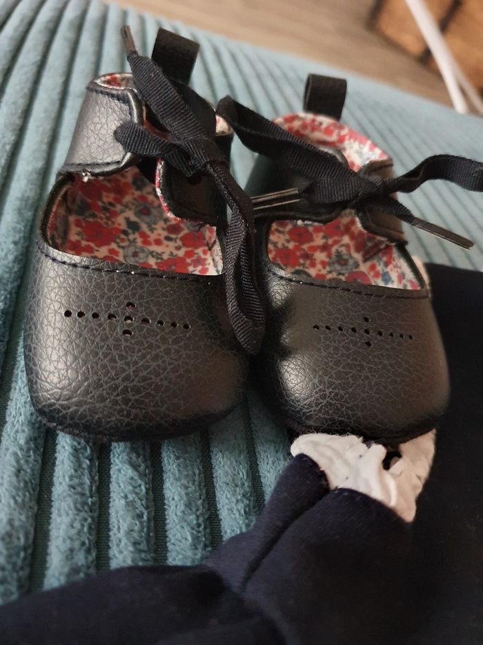 Robe et chaussures - photo numéro 2
