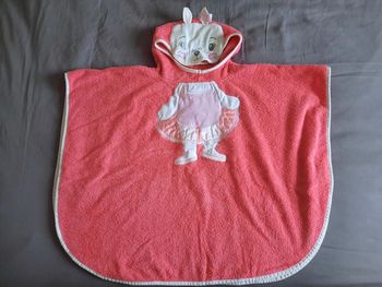 Cape de bain bébé