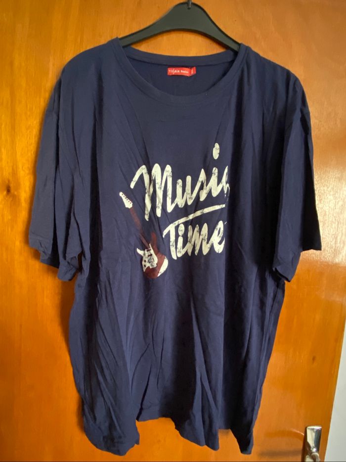 Tee shirt marine music time