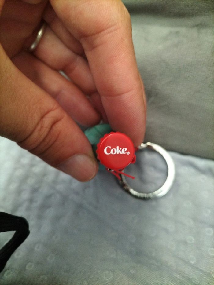 Porte clé Coca cola 2014 - photo numéro 5