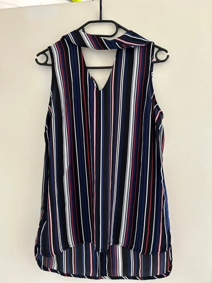 Blouse sans manches - photo numéro 2