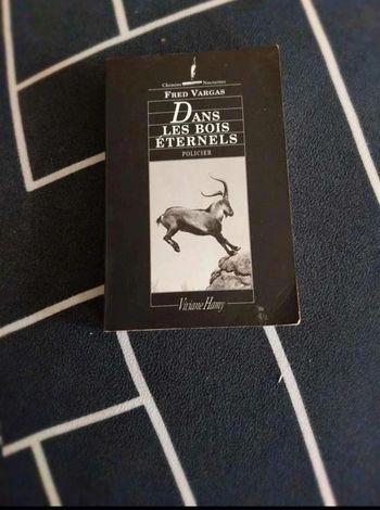 Livre Dans  les bois  eternels