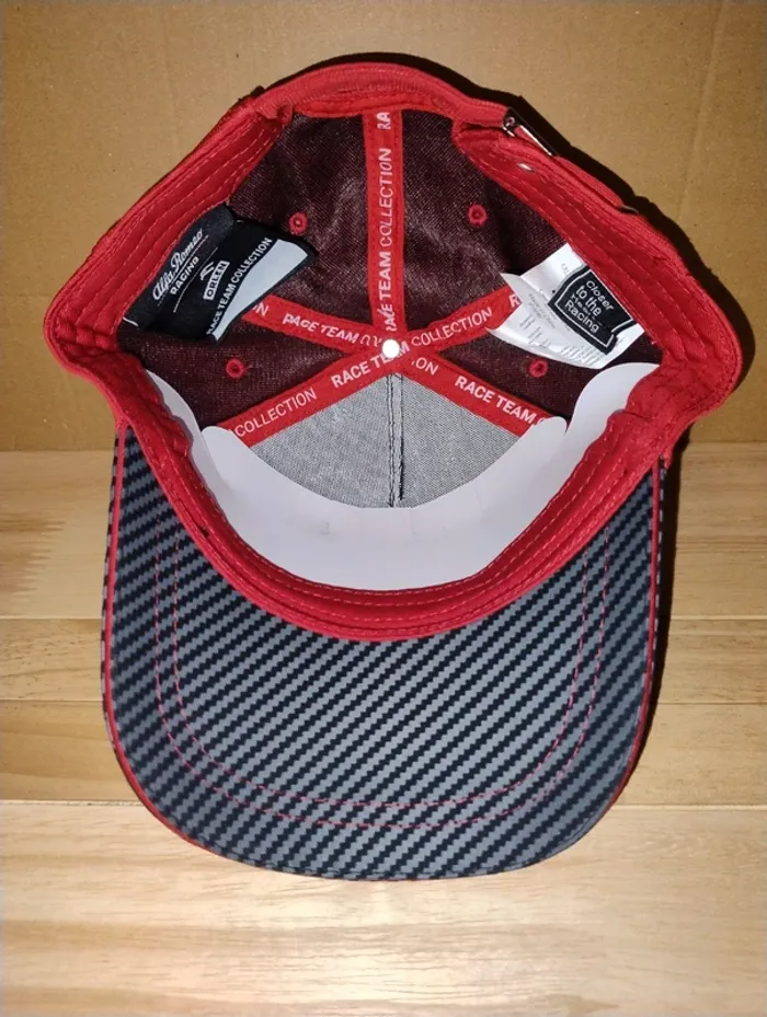 Alfa Romeo casquette pour homme ou femme en taille unique. (Couleurs gris, noir, rouge, et blanc). - photo numéro 4