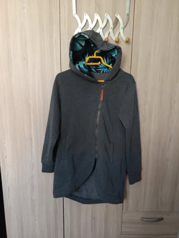 Veste ou sweat long à capuche asymétrique M